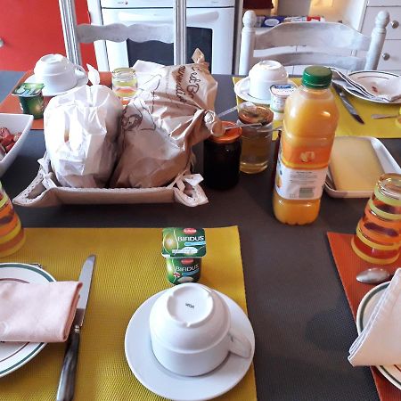 Chez Marie Bed & Breakfast Cercy-la-Tour Luaran gambar